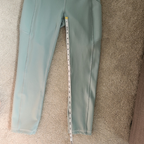 Lululemon Invigorate High-Rise Crop Tights Leggings Running Pants 2022 Size 6 - Picture 8 of 10